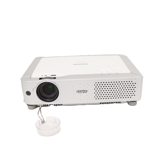 SANYO PLC-XU7400 PRO xtraX Multiverse Projector