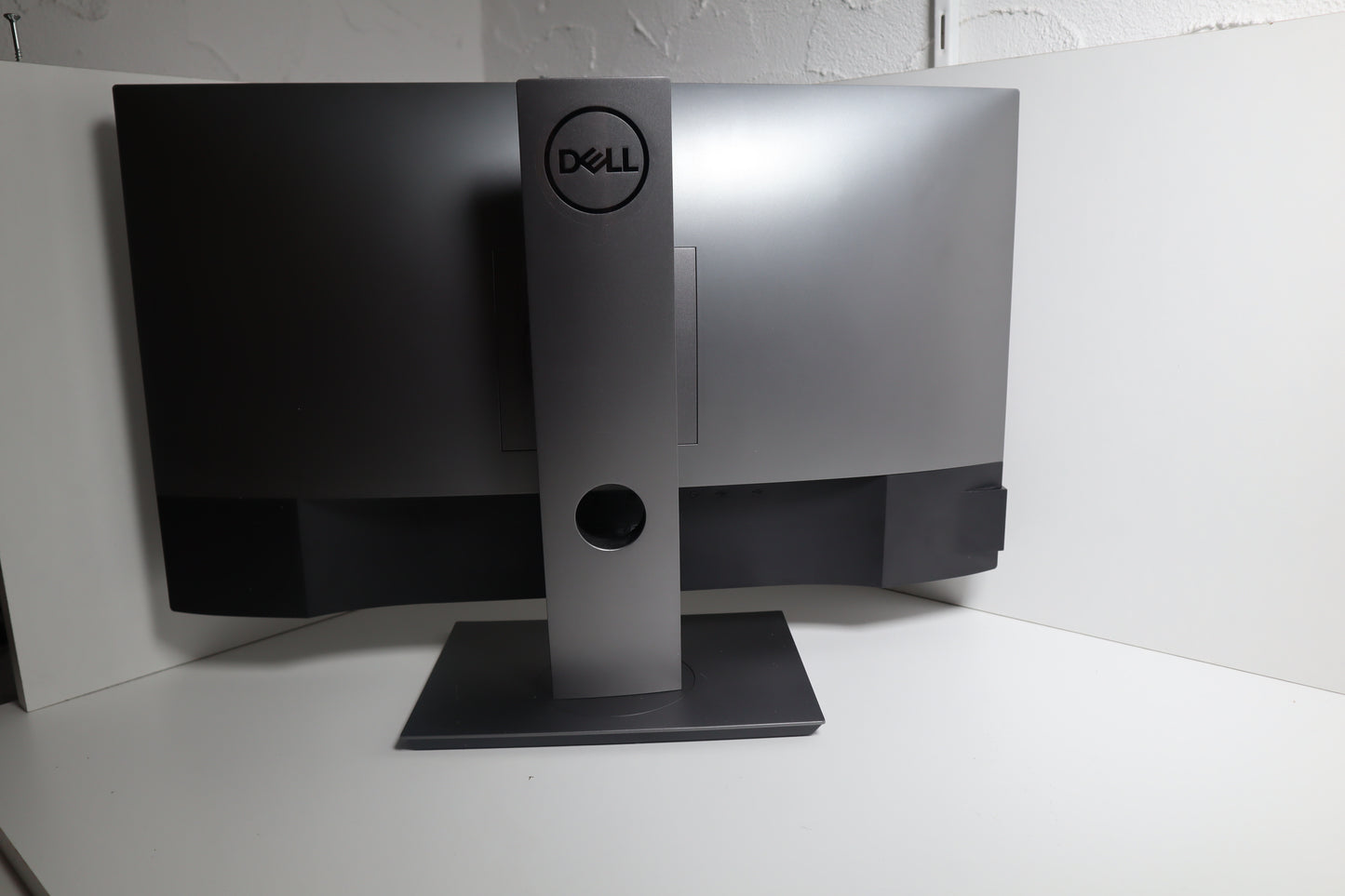 Dell UltraSharp U2520D - 63,5 cm (25") IPS + LED - Schwarz 2560 x 1440
