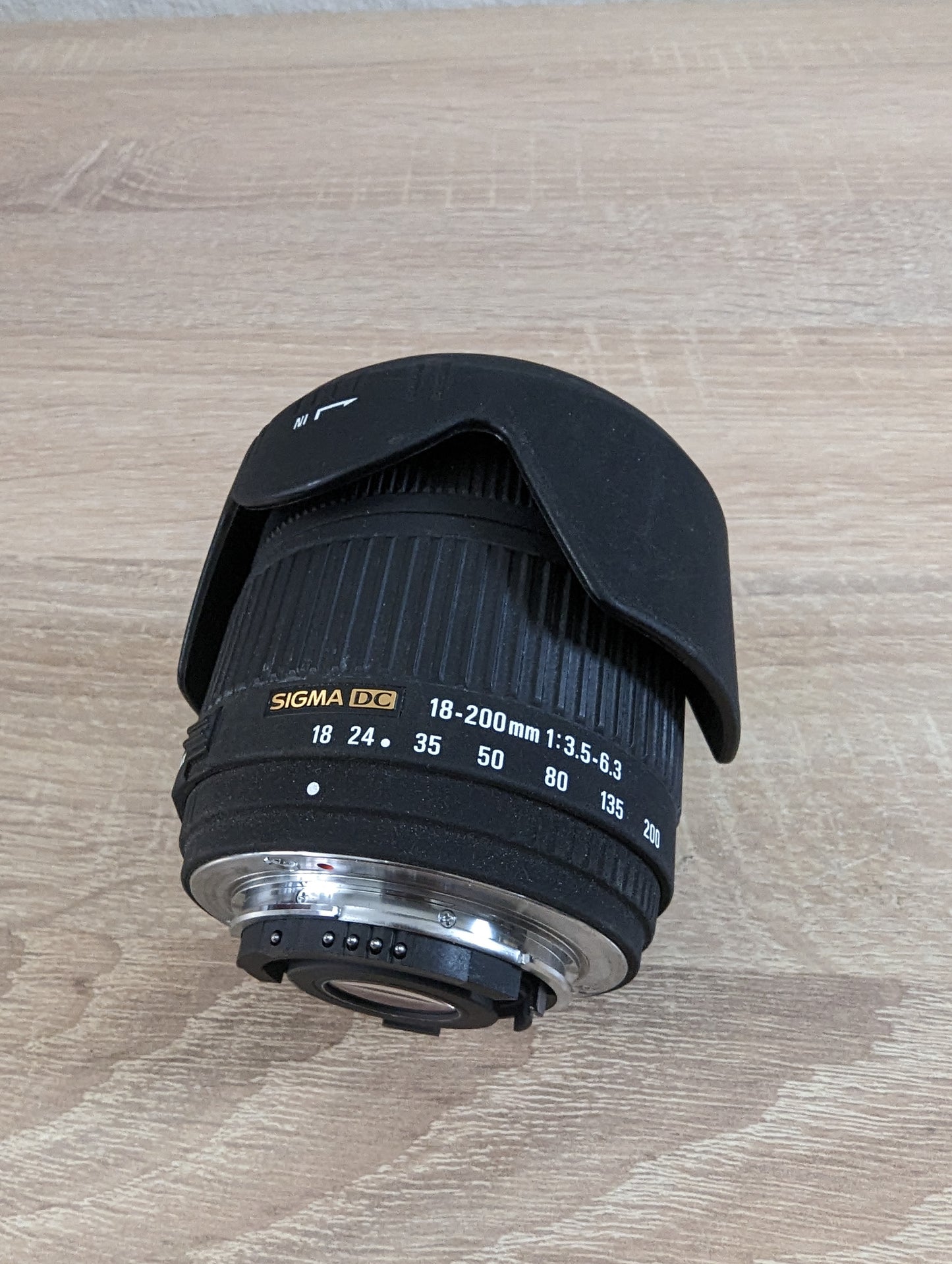 Sigma Zoom 18-200mm DC 3.5-6.3 D 18-200 mm - Nikon